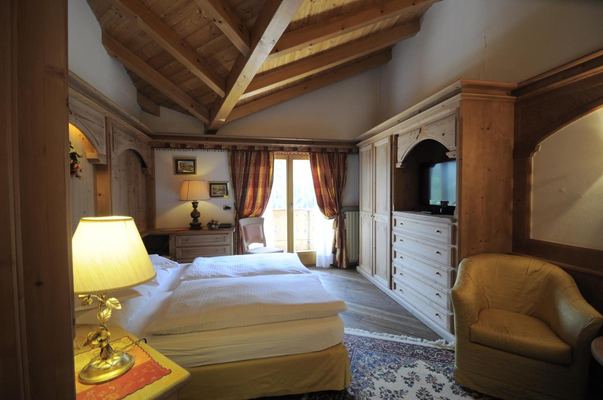 Hotel Al Forte Arabba Eksteriør billede