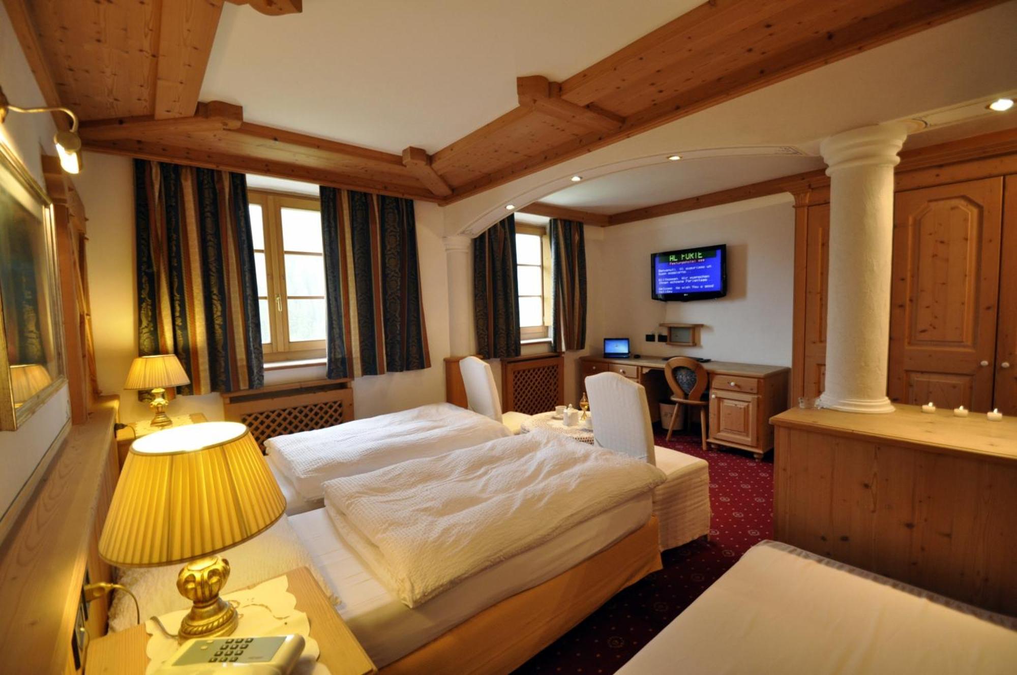 Hotel Al Forte Arabba Eksteriør billede